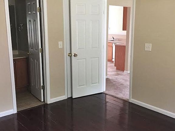 3rd image of 4713 Fewell Rd