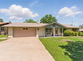 155 Valley View Dr, Kerrville, TX 78028