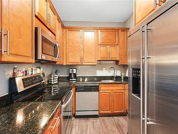 3060 Pharr Court North NW Atlanta GA 30305 Zillow 3060 Pharr Court North NW Atlanta GA 30305 Zillow