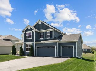 4118 San Vitero Ct, Chaska, MN 55318