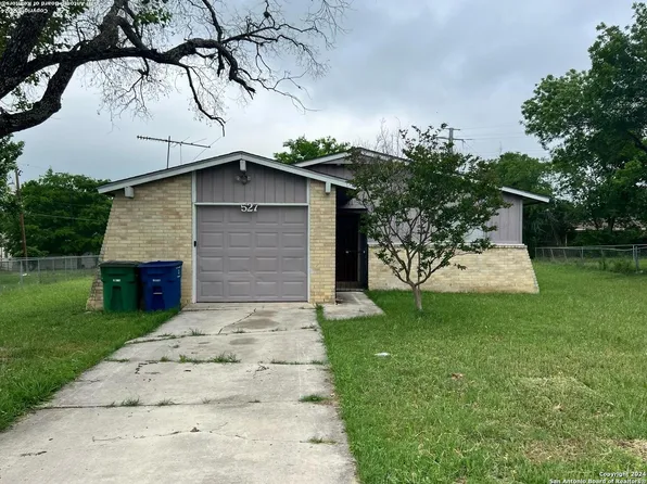 527 Barbuda St, San Antonio, TX 78227