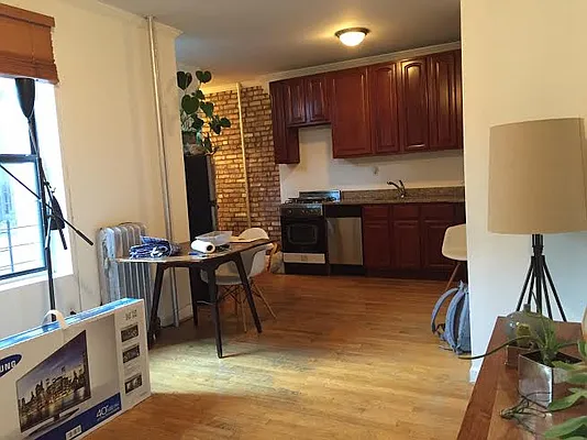 Rented by Crosstown Apartments NYC | media 17