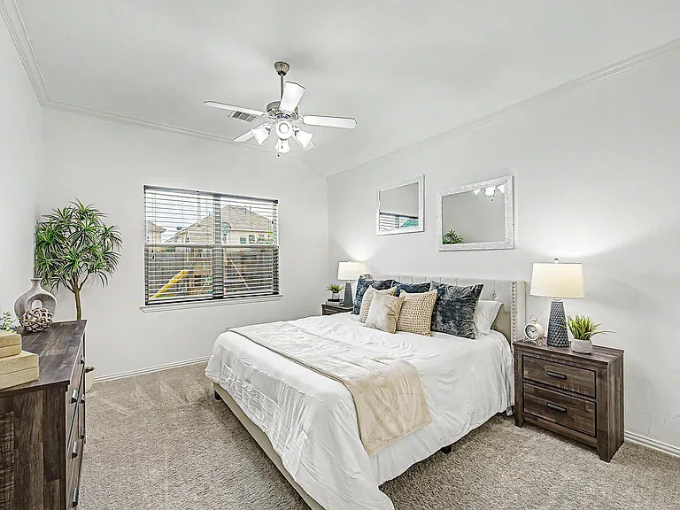 24423 Hikers Bend Dr — Photo 17