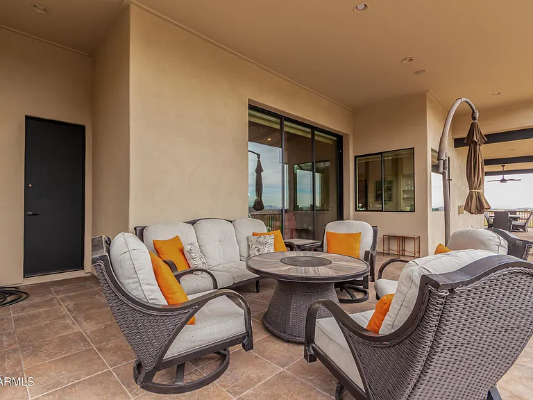 36138 N Summit Dr — Photo 56
