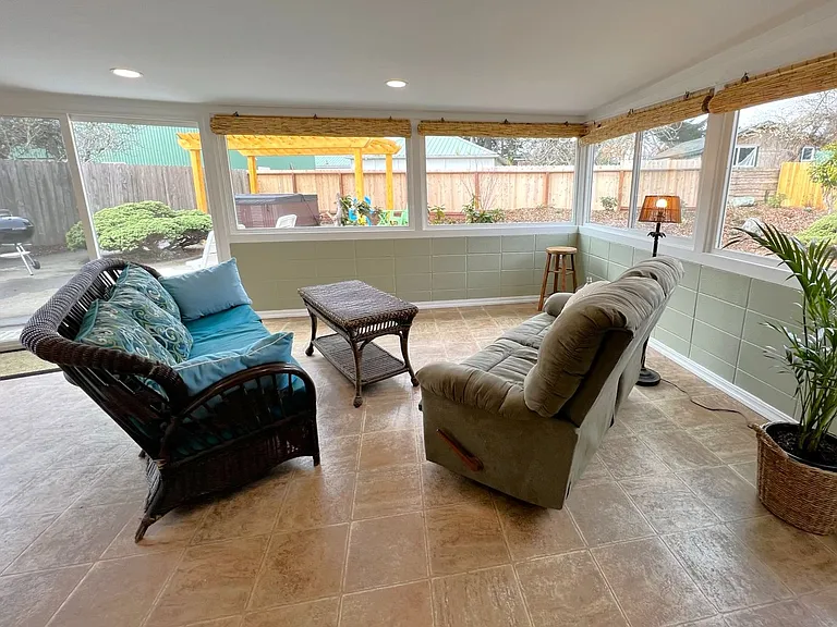 307 Del Norte Ln — Photo 17