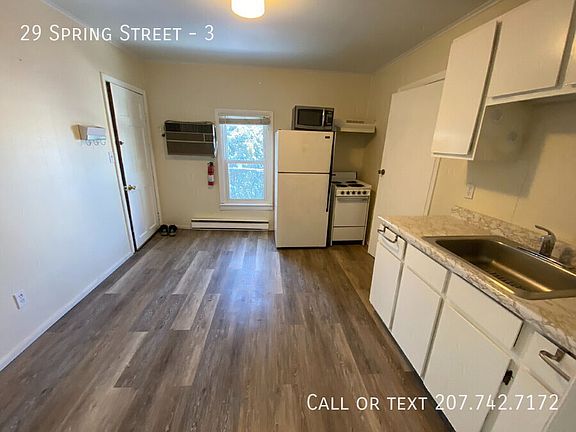4th image of 29 Spring St APT 3