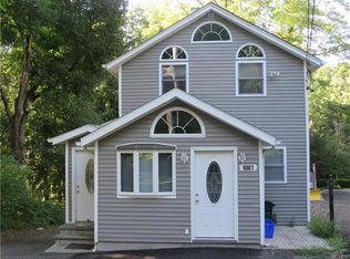 281 Croton Dam Rd, Ossining, NY 10562