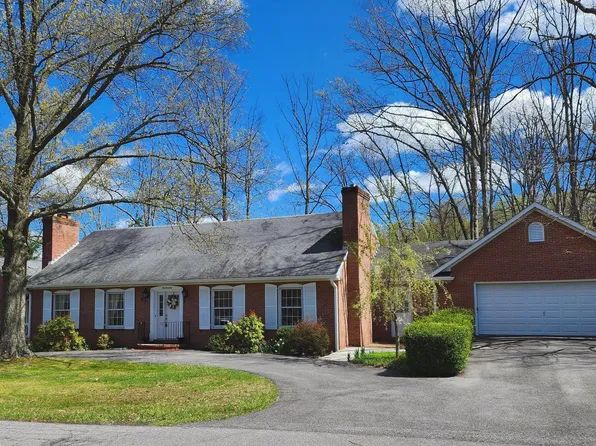 1014 Dent Ln, Cumberland, MD 21502