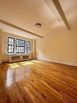 1st image of 134 W 58th St APT 1606