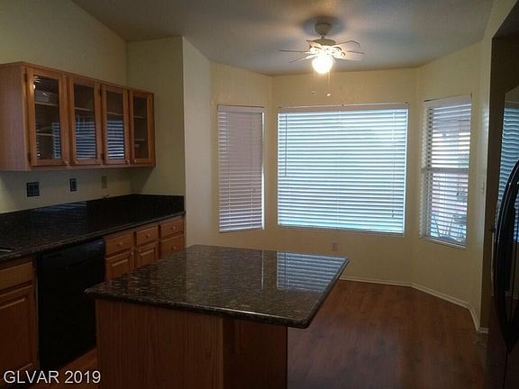 3rd image of 6416 La Palma Pkwy