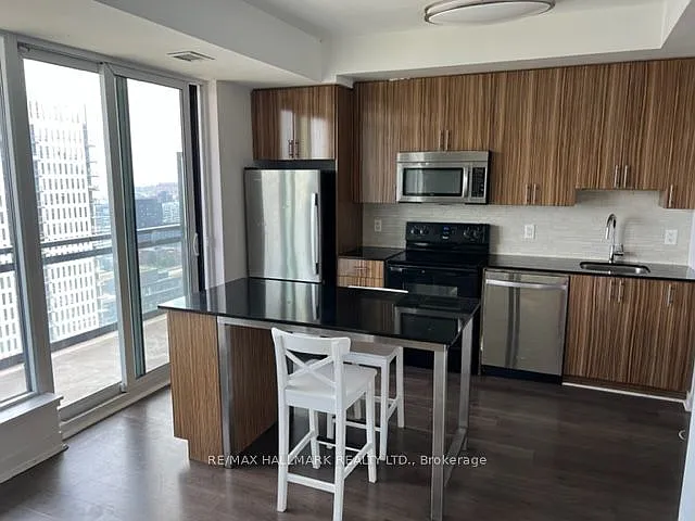225 Sackville St #2501 — Photo 2