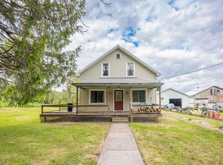 67 School Rd, Mildred, PA 18632