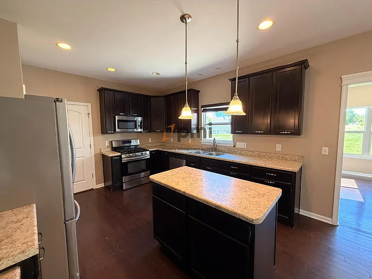 2707 W Wind Dr — Photo 9