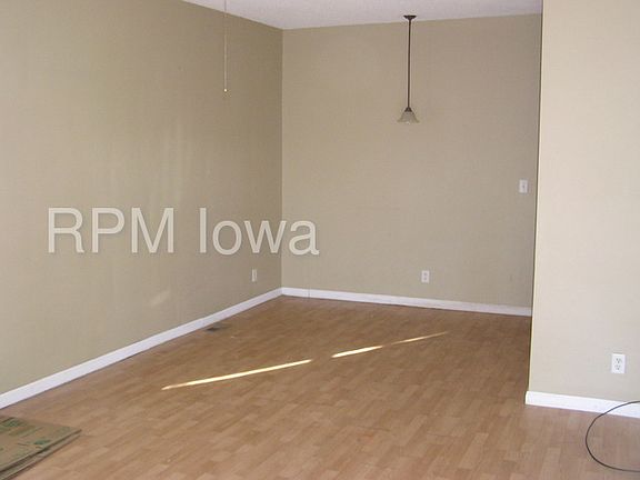 4th image of 1530 E 17th Ct