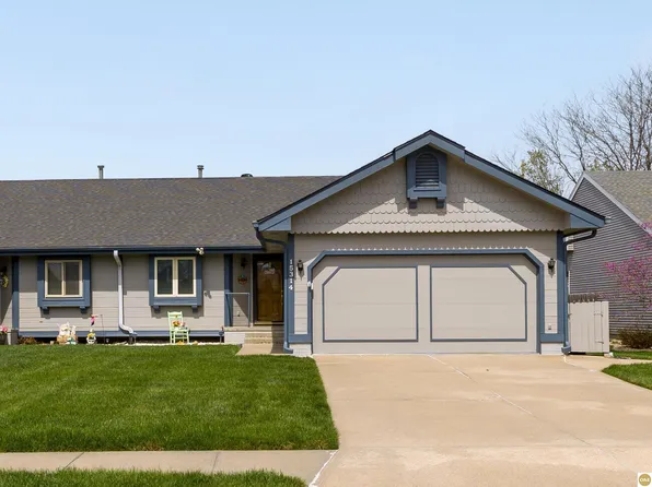 15314 R St, Omaha, NE 68137