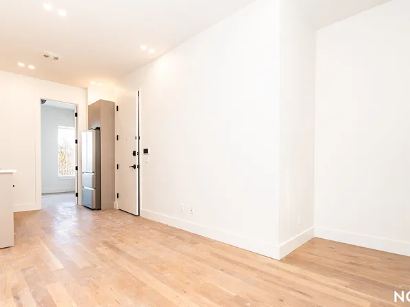 43 Kingston Avenue image 14 of 14