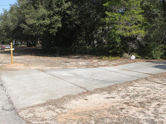 2nd image of 2744 Sherwood Dr