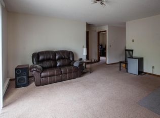 10585 45th Ave N #5, Minneapolis, MN 55442