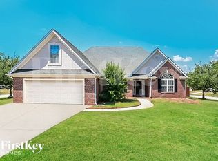 214 Yardsley Dr, McDonough, GA 30253