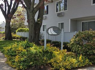 69 Harbor Ave APT A2, Bridgeport, CT 06605