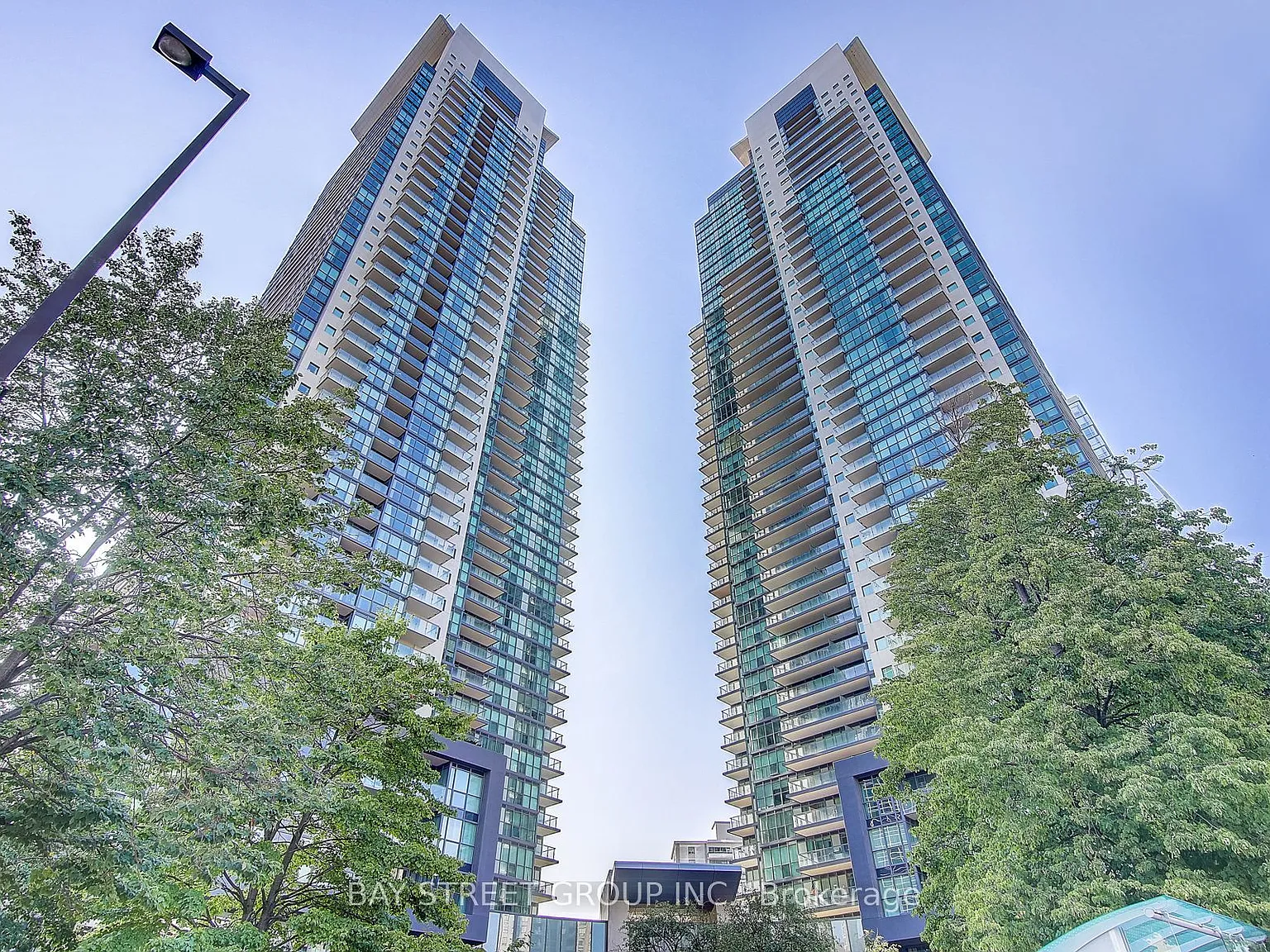 2 bed, $3,200 — Photo 1