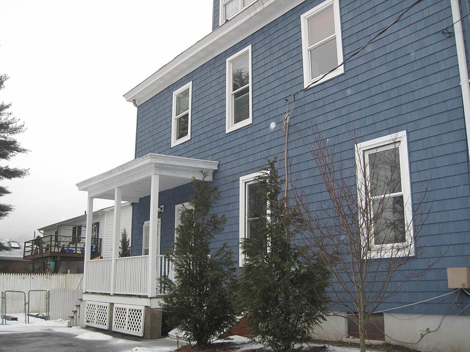 Private Entrance with Porch