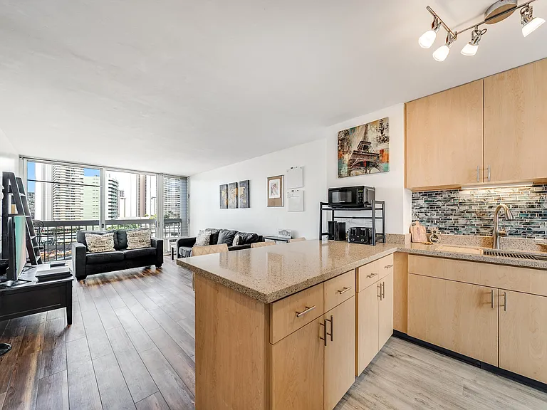 2630 Kapiolani Blvd #802 — Photo 4