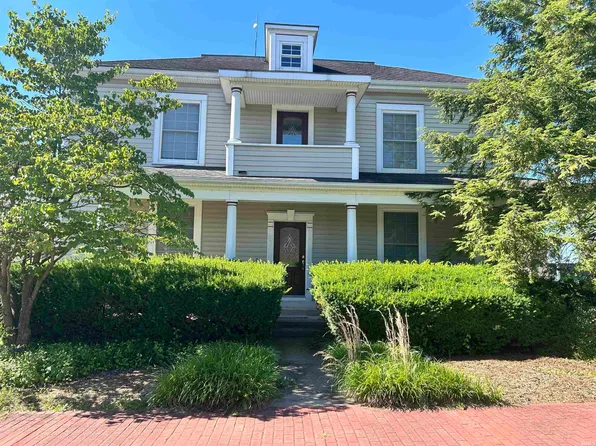 207 E 4th St, Jasper, IN 47546