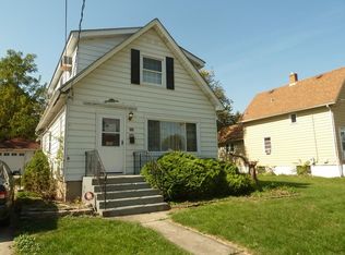 332 Wabash Ave, Elgin, IL 60123