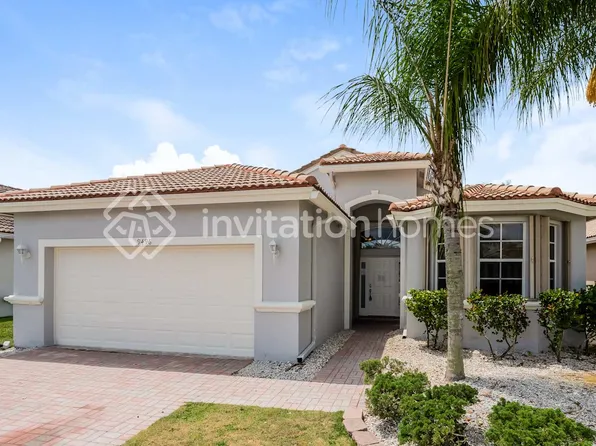 9496 Lago Dr, Boynton Beach, FL 33472