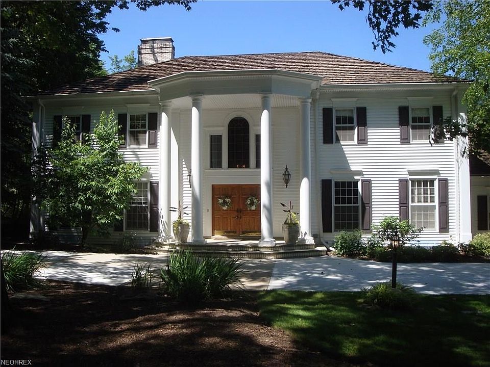 1st image of 3 Hunting Hollow Dr