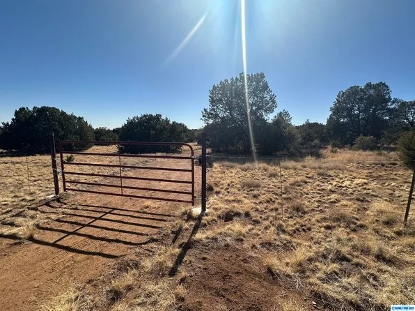 Hide Away Ln, Silver City, NM 88061