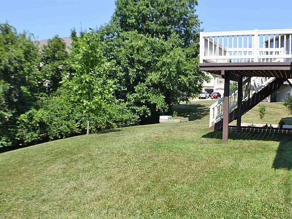 5th image of 3956 Sherbourne Dr