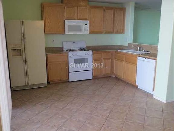 3rd image of 8213 Cline Mountain St