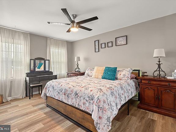 4th image of 10 Ramsdell Ter