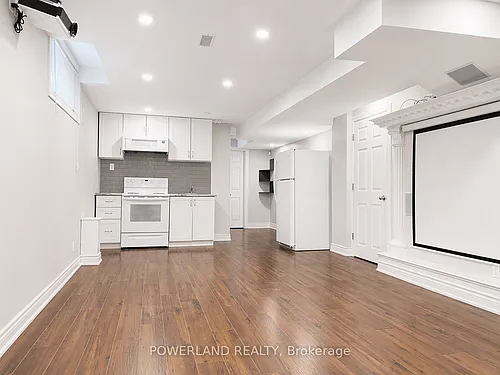 35 Kavanagh Ave #BASEMENT Photo 1