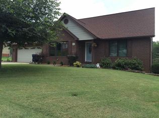 2548 Redbud Ln, Henderson, KY 42420