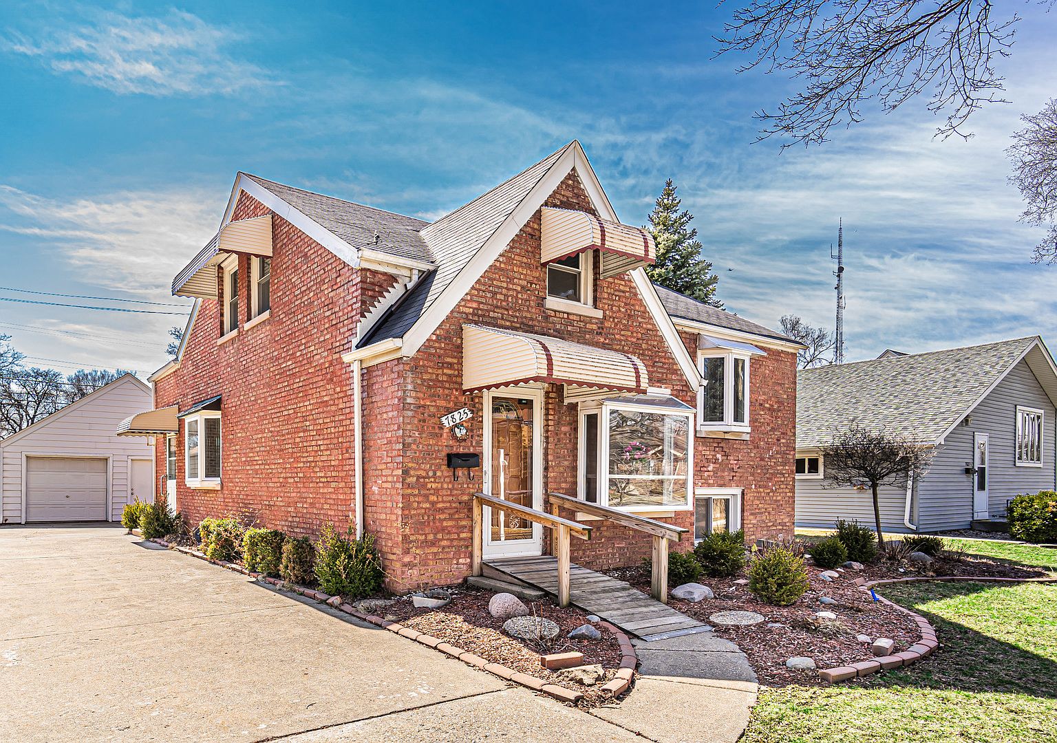 7825 W 66th Pl, Summit Argo, IL 60501 Zillow