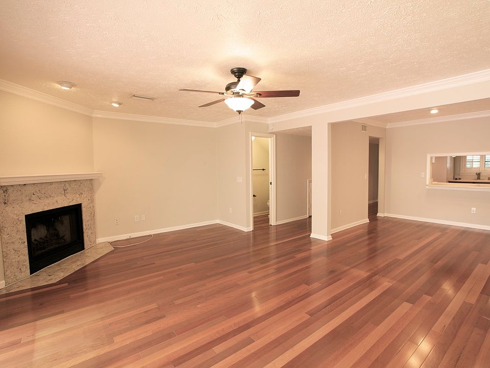 1st image of 5401 Bayshore Blvd APT K