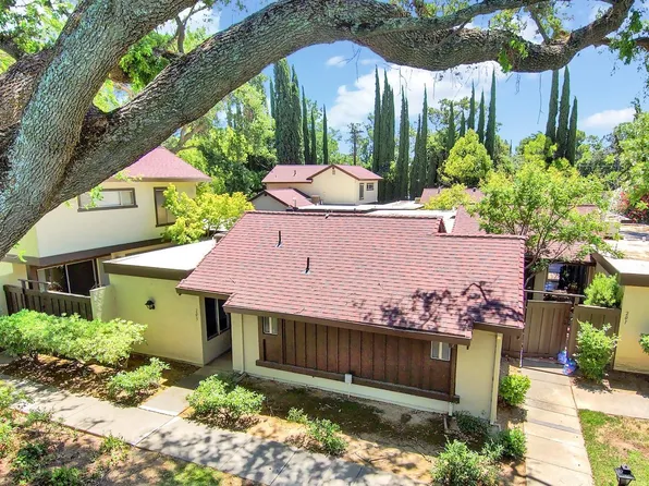 203 Fairoaks Dr, Vacaville, CA 95688