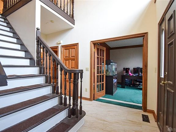 4th image of 400 Timberwind Ln