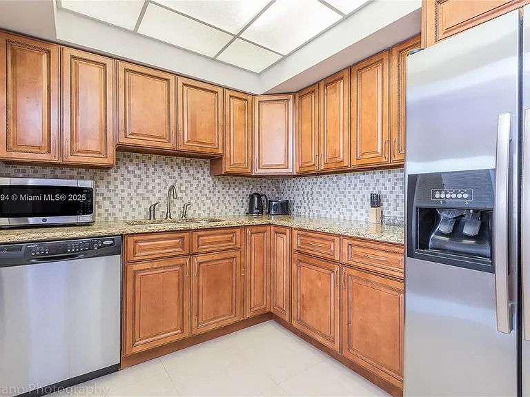 3505 S Ocean Dr #504 — Photo 27