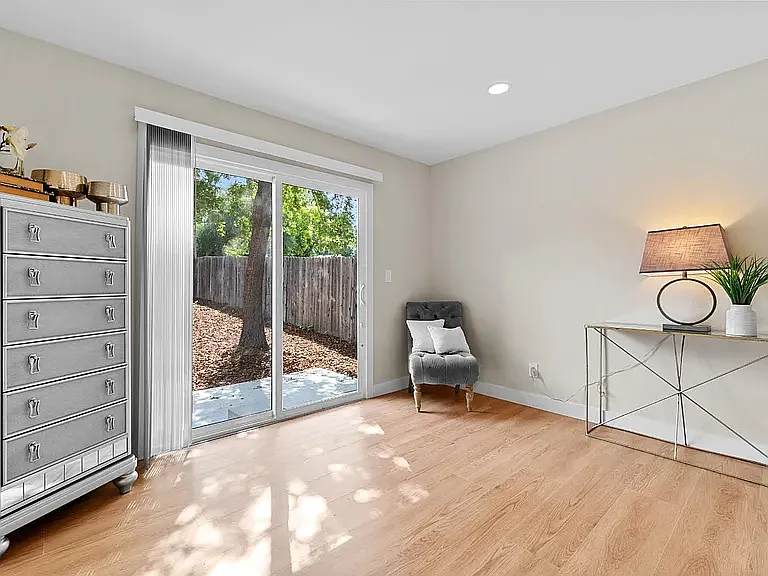 8366 Madison Ave — Photo 20
