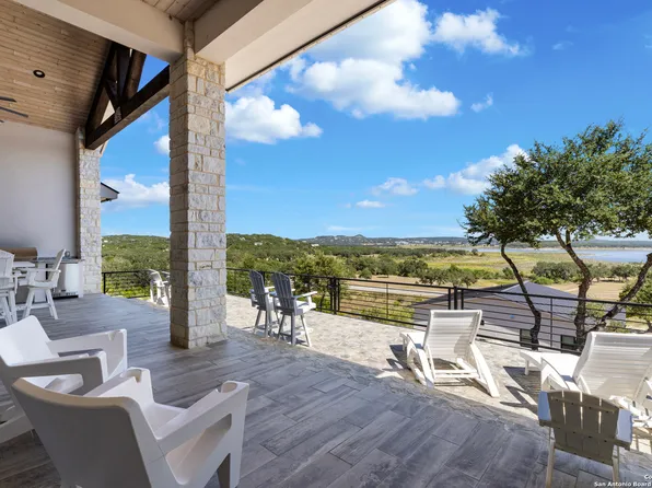1134 Brads Flight, Canyon Lake, TX 78133