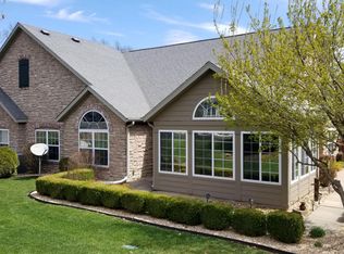 802 E Kings Mead Cir UNIT 2, Nixa, MO 65714