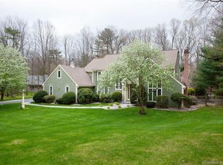 10 Sedgewood Rd, Avon, CT 06001