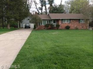 6103 Brushwood Ct, Greensboro, NC 27410