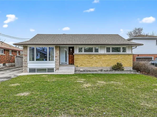 19 Burfield Ave, Hamilton, ON L8T 2J8