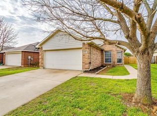 1141 Cottonwood Dr, Crowley, TX 76036