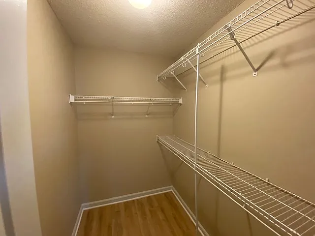 385 Dogwood Springs Dr — Photo 6